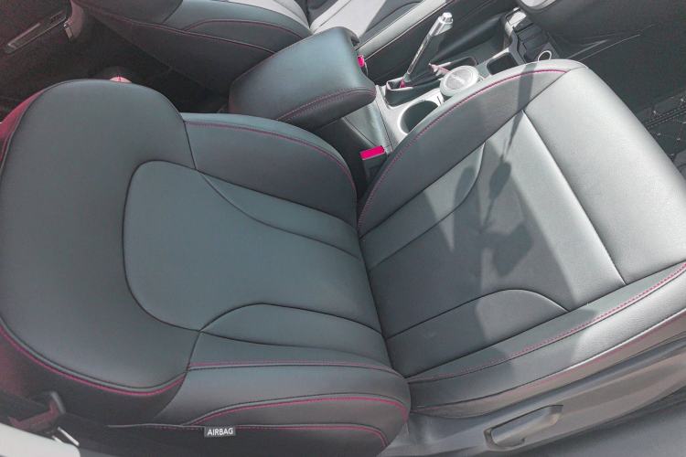 Used Haval M6 2017 1.5T Automatic Two-Wheel Drive Prestige Model
