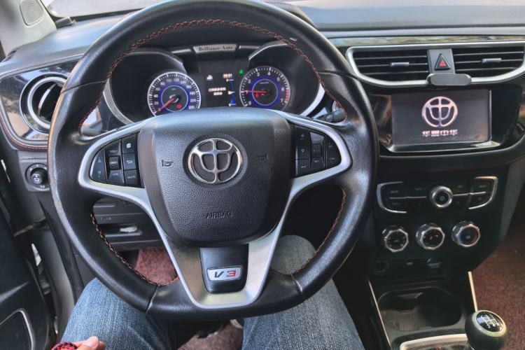 Used Brilliance V3 2016 1.5L Manual Smart Version
