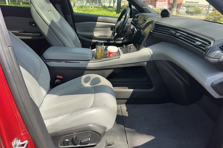 Used Nio ES6 2019 420 km Sport Version
