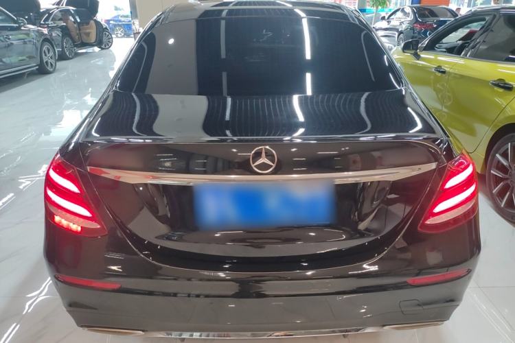 Used Mercedes-Benz E-Class 2017 E 200 L Sport 4MATIC
