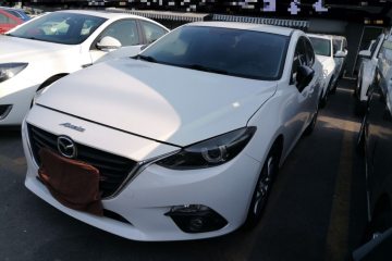 Used Mazda Mazda 3 Axela 2016 Sedan 1.5L Automatic Comfort Model