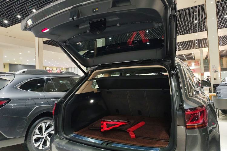 Used Volkswagen Touareg 2021 3.0 TSI Prestige Edition Classic Sport Package
