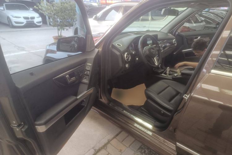 Used Mercedes-Benz GLK-Class 2013 GLK 300 4MATIC Dynamic Sunroof Model
