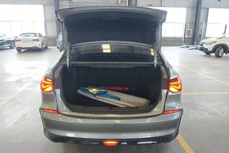 Used Chevrolet Monza 2019 RS 330T Automatic Comfort Edition China VI Standard
