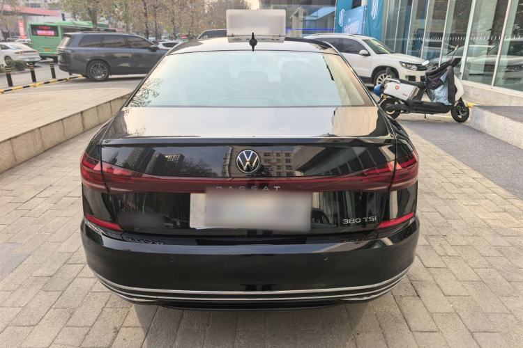 Used Volkswagen Passat 2024 380TSI Dragon Edition
