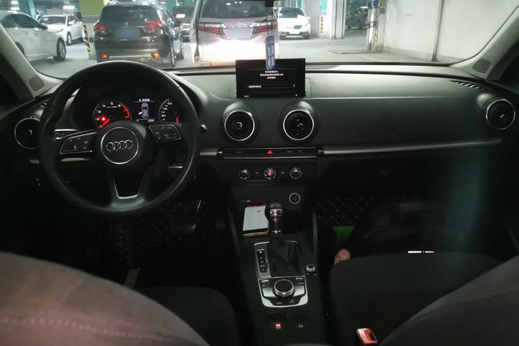 Used Audi A3 2018 30th Anniversary Edition Sportback 35 TFSI Ambition Model