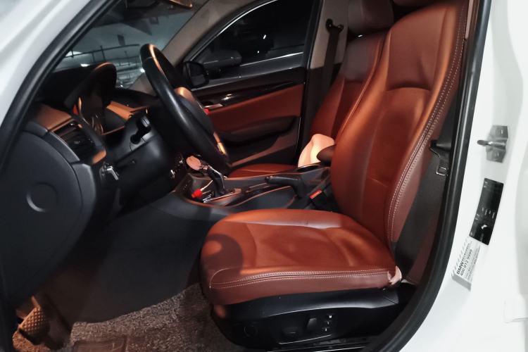 Used BMW X1 2015 sDrive18i Fashion Upgrade Edition