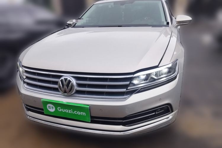 Used Volkswagen Phideon 2018 Revised Version 380TSI Two-Wheel Drive Business Edition
