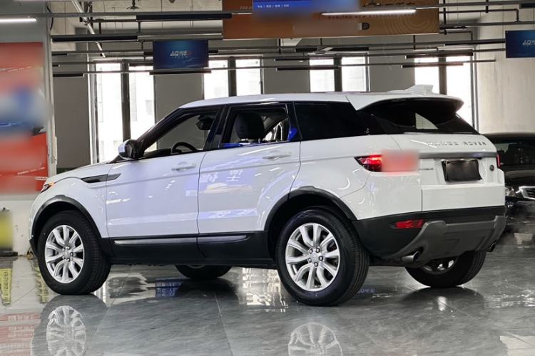 Used Land Rover Range Rover Evoque 2018 240PS PURE Style Edition