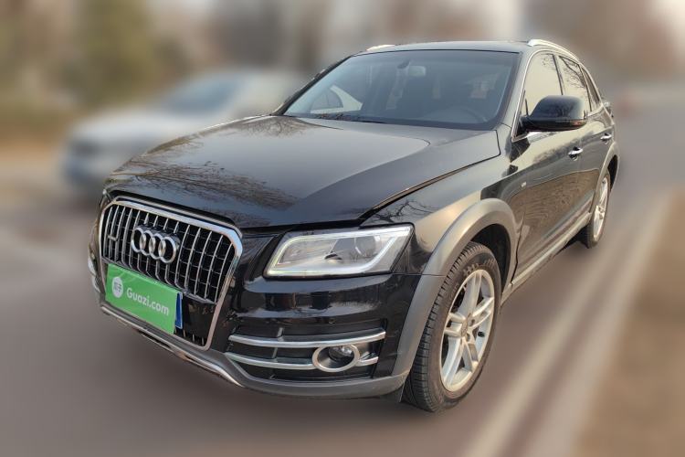 Used Audi Q5 2017 Plus 40 TFSI Technology Model