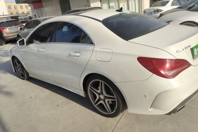 Used Mercedes-Benz CLA 2015 CLA 220 4MATIC
