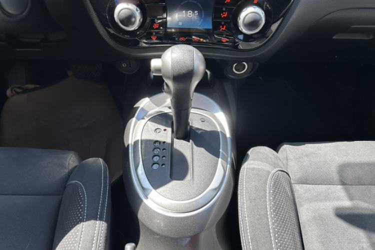 Used Infiniti ESQ 2014 1.6L Spontaneous Edition
