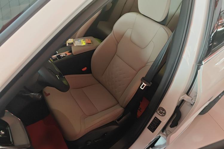 Used Volvo XC60 2026 B5 4x4 Smart Luxury Edition