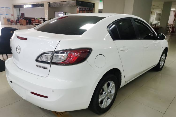 Used Mazda Mazda 3 2015 Sedan 1.6L Automatic Comfort Model
