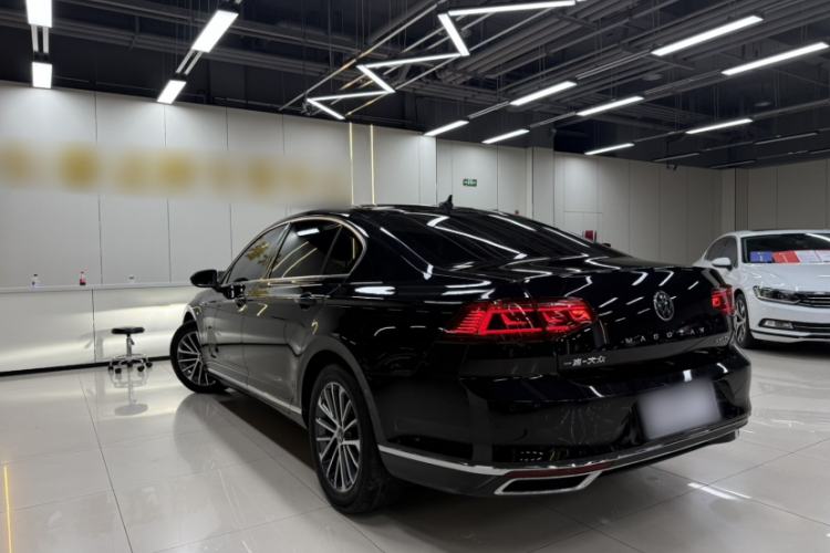 Used Volkswagen Magotan 2020 330TSI DSG Luxury Edition
