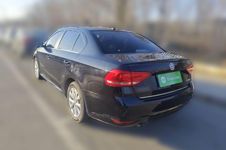 Used Volkswagen Lavida 2017 1.6L Manual Comfort Edition