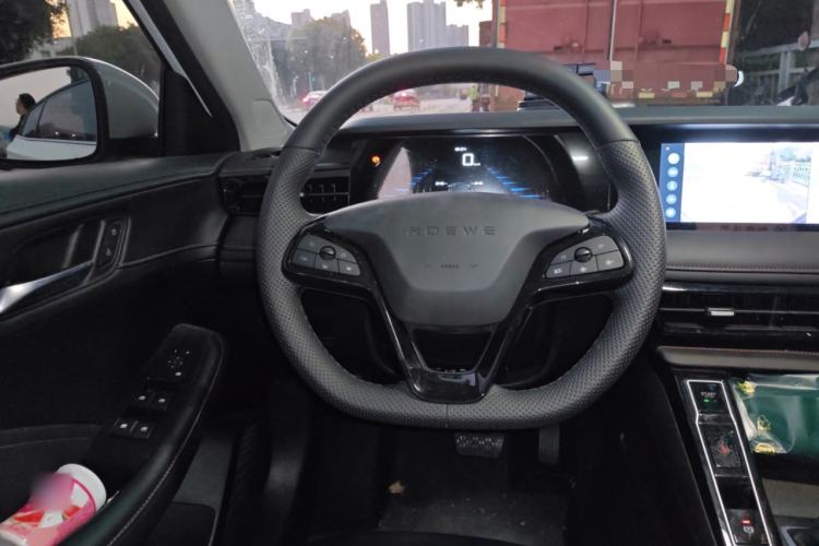 Used Roewe i5 2023 1.5L CVT Luxury Edition