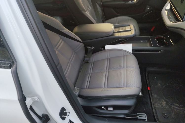 Used Hongqi EH7 2024 690 Pro
