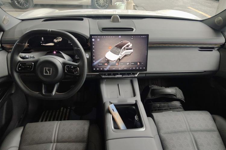 Used Zeekr 7X 2025 75 kWh Rear-Wheel Drive Intelligent Driving Version
