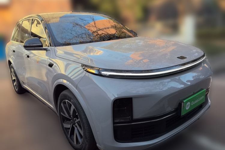 Used Li Auto L8 2023 Air model