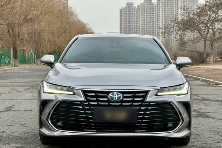Used Toyota Avalon 2023 Dual-Engine 2.5L Luxury Edition
