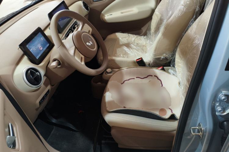 Used Wuling Hongguang MINIEV 2025 Four-Door Version Zhenxiang+ Edition