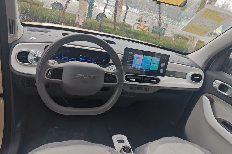Used Geely Galaxy Panda 2025 210 km – Yuanqi Bear
