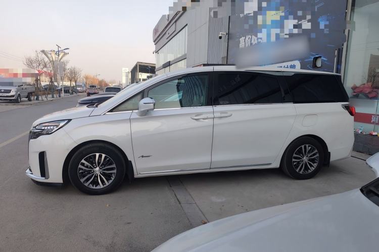 Used Buick GL8 2023 ES Lu Zun Deluxe and Yue Edition
