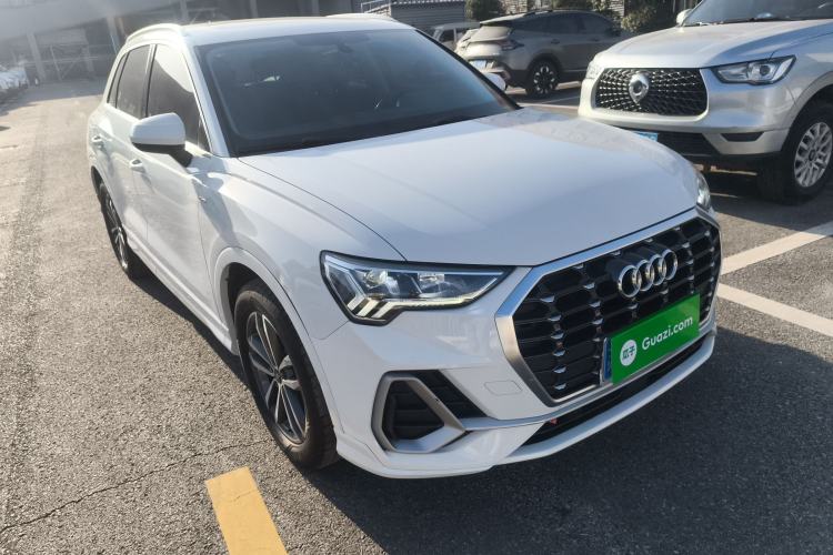 Used Audi Q3 2023 35 TFSI Progressive Dynamic Edition (1.4T)
