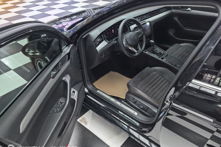 Used Volkswagen Magotan 2021 330TSI DSG 30th Anniversary Edition