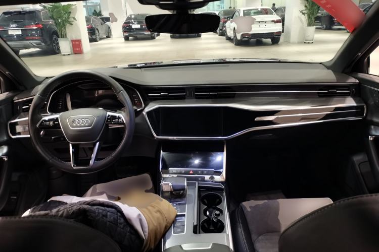 Used Audi A6L 2019 40 TFSI Luxury Dynamic Model
