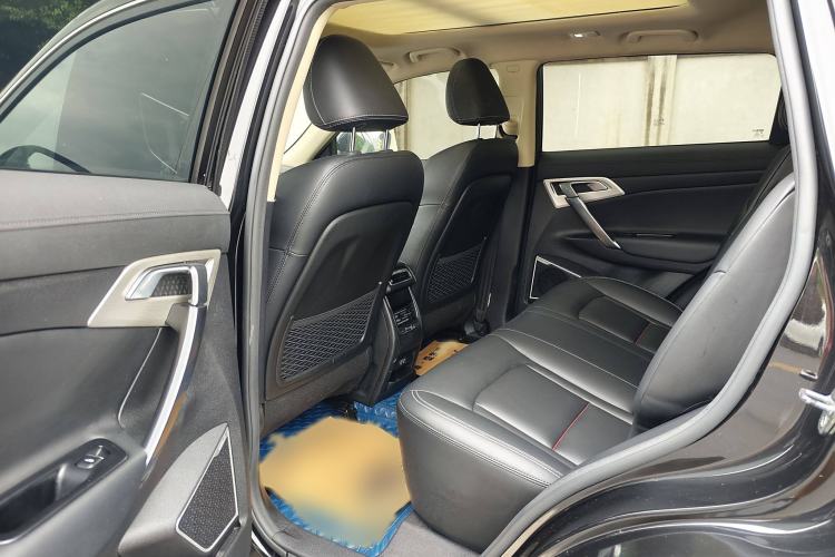 Used Geely Auto Emgrand X7 Sport 2018 1.8TD Automatic Two-Wheel Drive Smart Connect 4G Internet Edition
