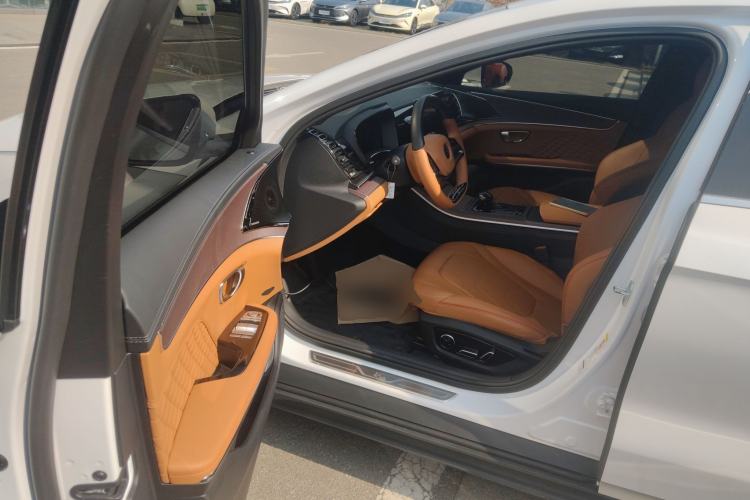 Used BYD Han 2022 DM-p 202km Four-Wheel Drive Flagship Model
