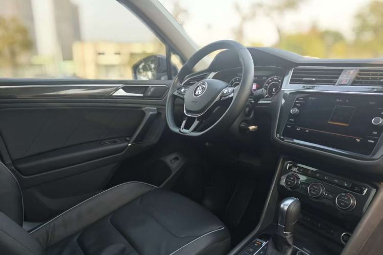 Used Volkswagen Tiguan 2018 330TSI Four-Wheel Drive High-End Model
