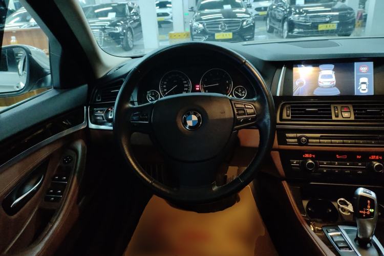 Used BMW 5 Series 2014 525Li Leading Model