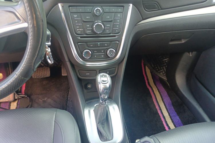 Used Buick Encore 2015 1.4T Automatic Two-Wheel Drive Urban Elite Version
