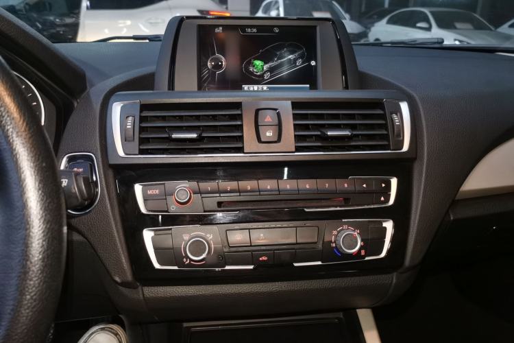 Used BMW 2 Series 2015 218i
