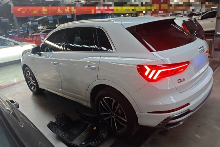 Used Audi Q3 2022 35 TFSI Progressive Dynamic Edition
