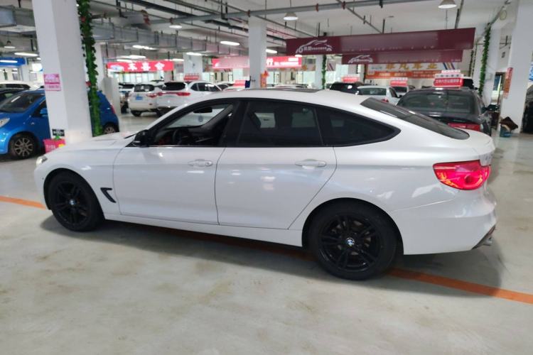 Used BMW 3 Series GT 2018 320i Sport Edition
