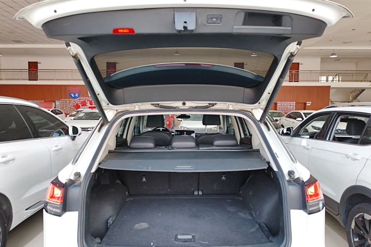 Used Volkswagen Tayron 2023 300TSI Two-Wheel-Drive Luxury Plus Advanced Edition
