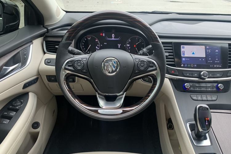 Used Buick LaCrosse 2022 Avenir Avia First Edition
