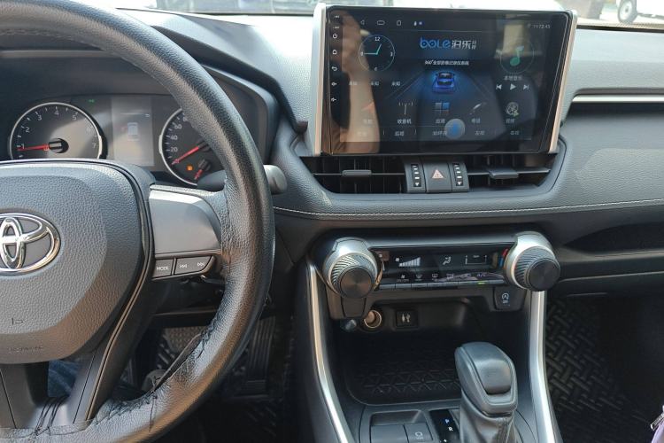 Used Toyota Wildlander 2020 2.0L CVT Two-Wheel Drive Leading Edition
