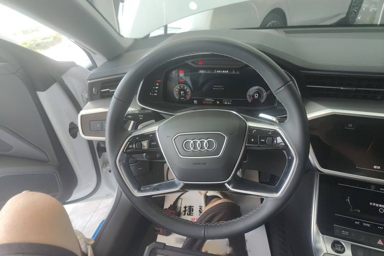 Used Audi A7L 2022 45 TFSI S-line Dream-Building Crystal Flow Package
