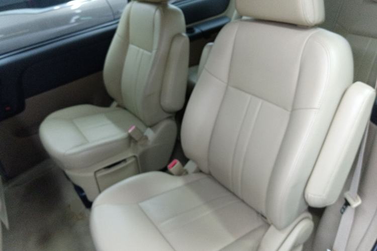 Used Buick GL8 2014 2.4L Executive Edition
