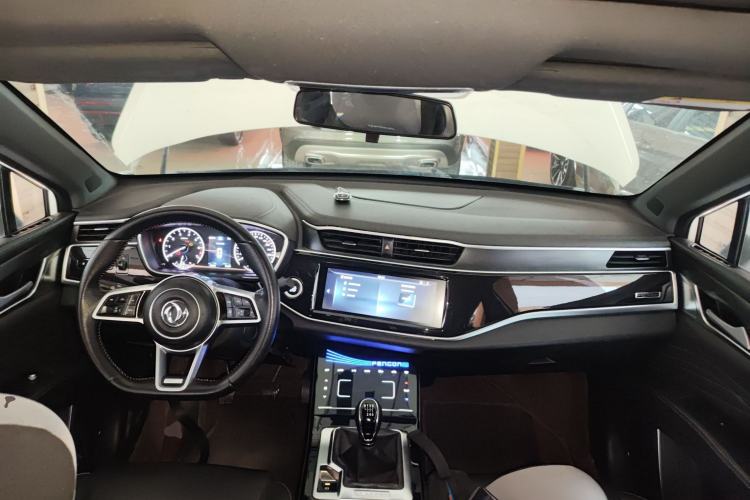 Used Dongfeng Fengon ix5 2019 220T Manual Smart Version China VI Standard
