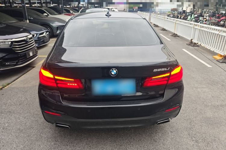 Used BMW 5 Series 2020 525Li M Sport Package
