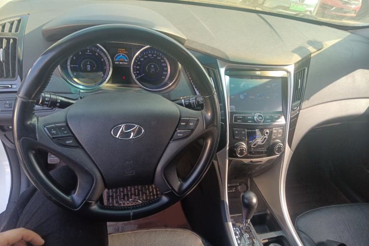 Used Hyundai Sonata 2015 Classic 2.0L Automatic Luxury Edition
