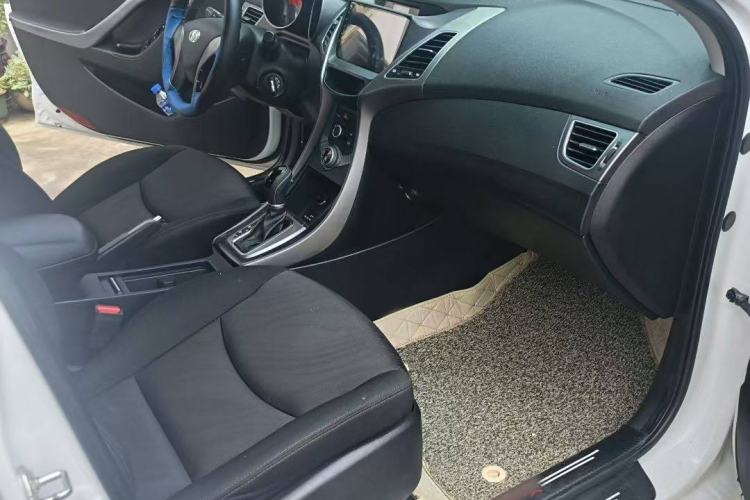 Used Hyundai Elantra 2016 1.6L Automatic Prestige Edition
