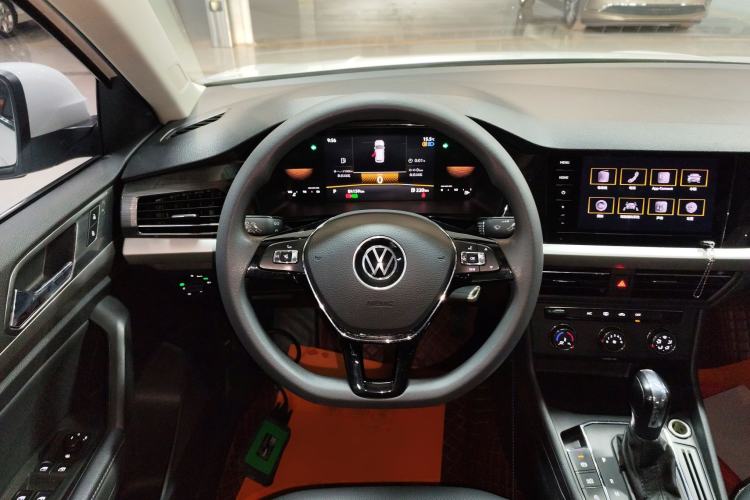 Used Volkswagen Lavida 2022 1.5L Automatic Comfort Edition
