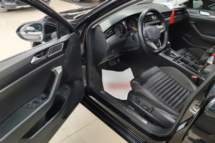 Used Volkswagen Magotan 2020 330TSI DSG Leading Model
